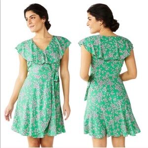 NWT Draper James RSVP Floral Green Wrap Dress size Large